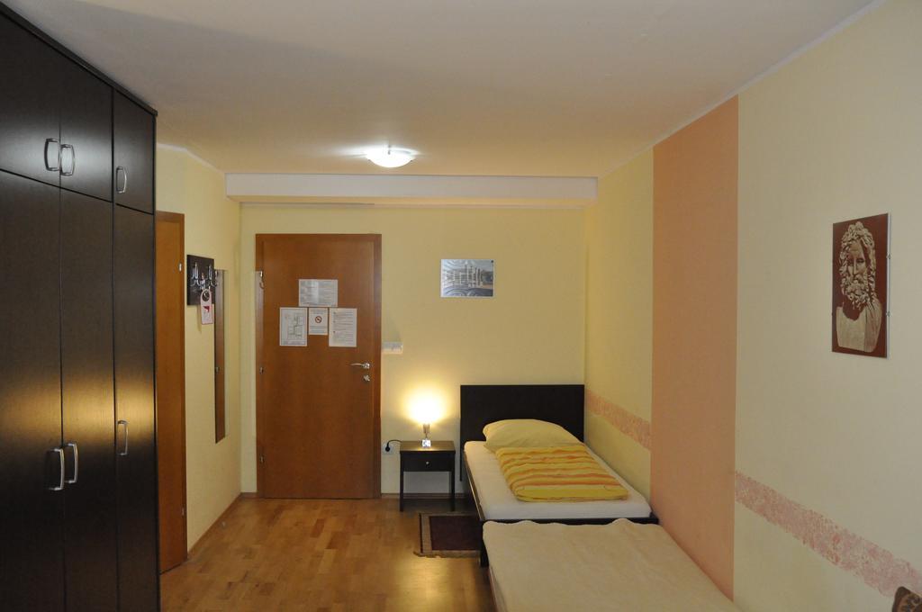 Guest House Mlada Lipa ماريبور الغرفة الصورة